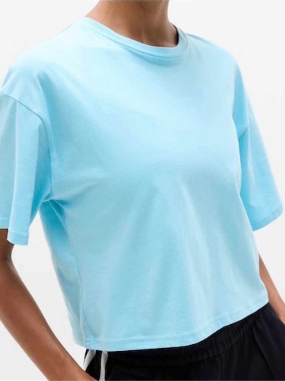 MOVING SALE: Athleta True Cotton Crop Tee